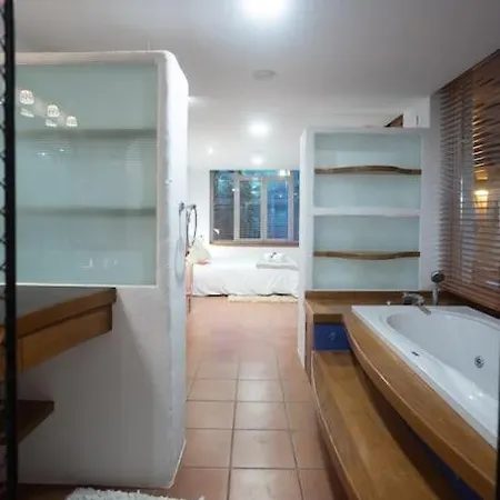Apartment Casa Armonia Natura, Villa, Loft & Casa Estudio Camargo